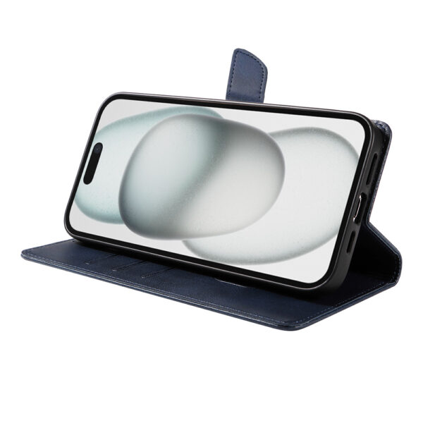 Iphone 15 Plus leren telefoonhoesje bookcase met pasjeshouder en magnetische lipje (3) blauw