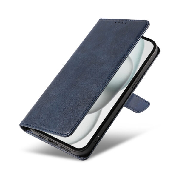Iphone 15 Plus leren telefoonhoesje bookcase met pasjeshouder en magnetische lipje (4) blauw