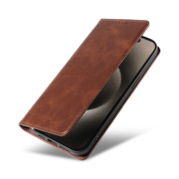 Iphone 15 Pro Max leren telefoonhoesje bookcase met pasjeshouder en magnetische sluiting (4) donkerbruin