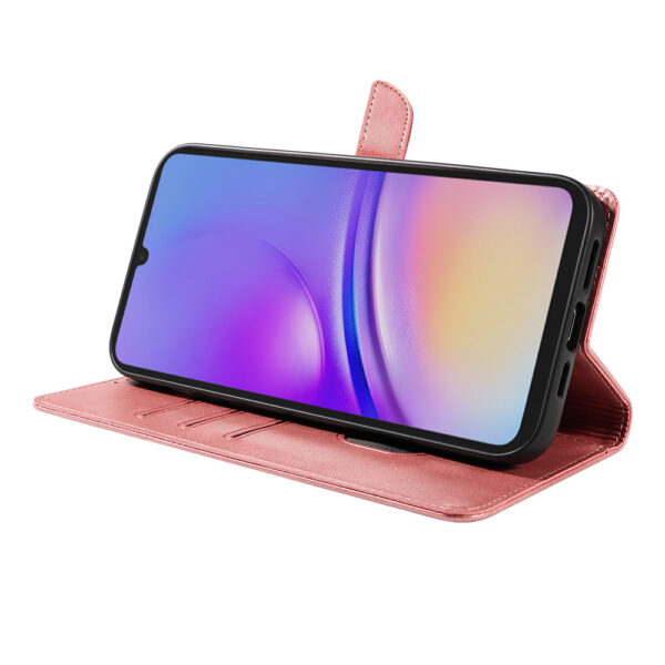 Samsung Galaxy A05 leren telefoonhoesje bookcase met pasjeshouder en magnetisch lipje (3) roze