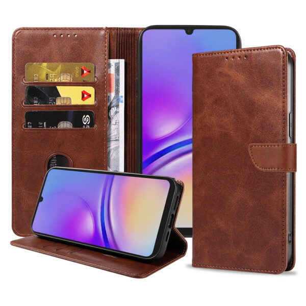 Samsung Galaxy A05 leren telefoonhoesje bookcase met pasjeshouder en magnetische lipje (1) donkerbruin