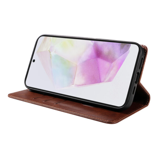 Samsung Galaxy A35 leren telefoonhoesje bookcase met pasjeshouder en magnetische sluiting (3) donkerbruin