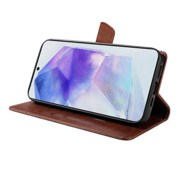 Samsung Galaxy A55 leren telefoonhoesje bookcase met pasjeshouder en magnetische lipje (3) donkerbruin
