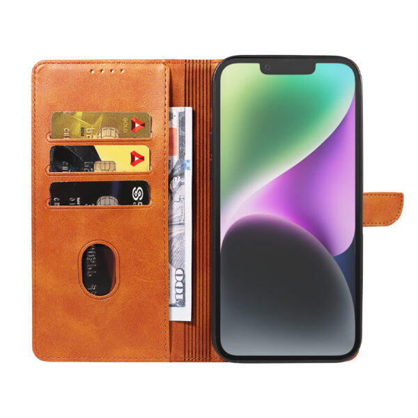 Iphone 14 Plus leren telefoonhoesje bookcase met pasjeshouder en magnetische lipje (2) bruin