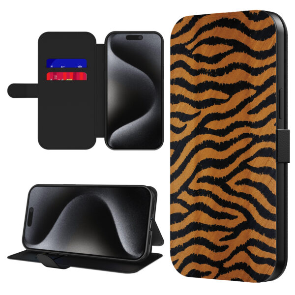 Leren bookcase hoesje iPhone 15 Pro Max met tijger opdruk en pasjeshouder (1)