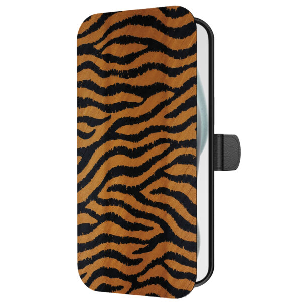 Leren bookcase hoesje iPhone 15 met tijger opdruk en pasjeshouder (5)