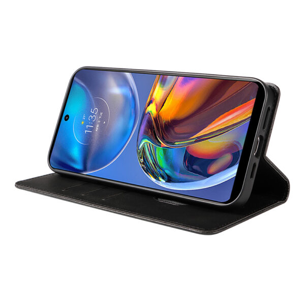 Motorola Moto E32 leren telefoonhoesje bookcase met pasjeshouder en magnetisch lipje (3)