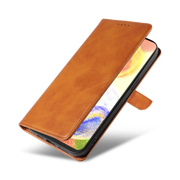 Samsung Galaxy A04 leren telefoonhoesje bookcase met pasjeshouder en magnetisch lipje (4) bruin