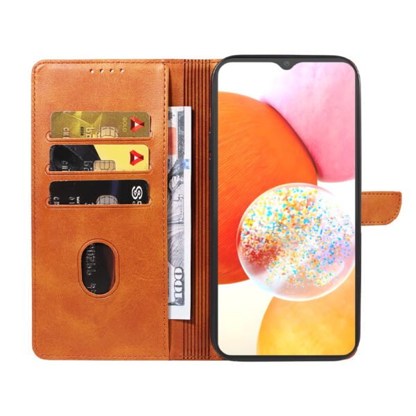 Samsung Galaxy A14 leren telefoonhoesje bookcase met pasjeshouder en magnetisch lipje (2) bruin