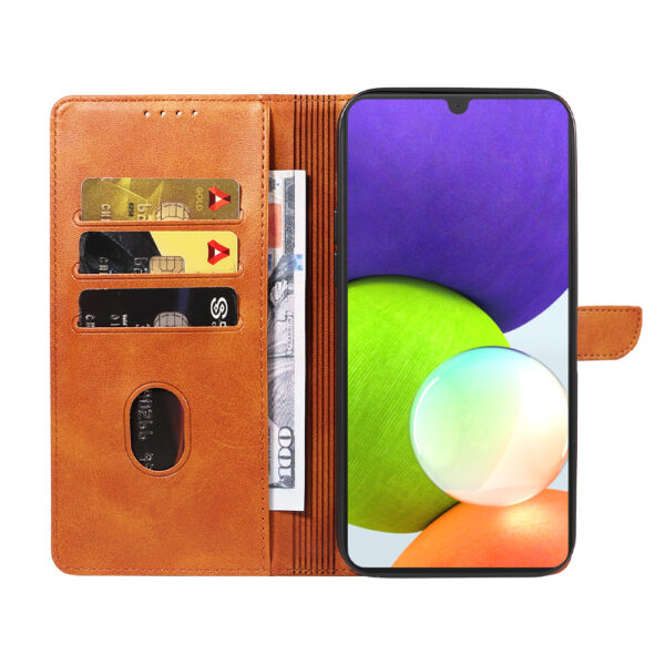 Samsung Galaxy A22 leren telefoonhoesje bookcase met pasjeshouder en magnetisch lipje (2) bruin