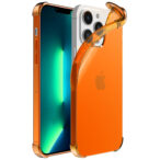 iPhone 13 Pro siliconen telefoonhoesje met stootrand transparant oranje (1)