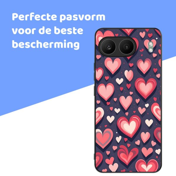 grote roze en rode hartjes opdruk_OnePlus Nord 4 Telefoonhoesje (4)