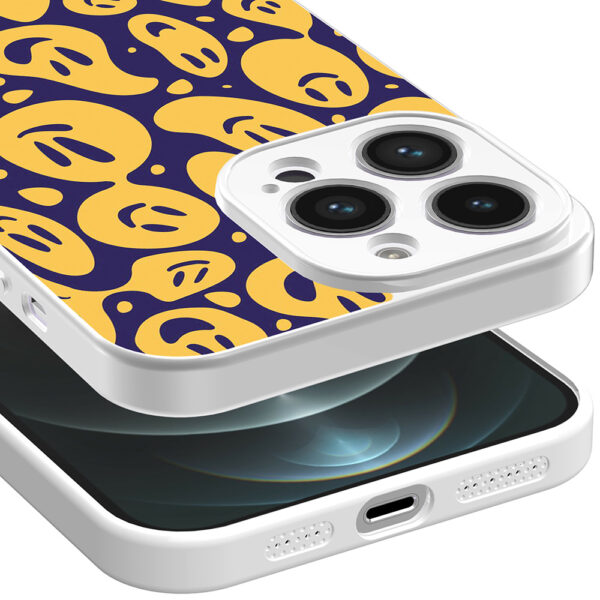 iPhone 12 Pro Max telefoonhoesje met smiley opdruk wit (3)