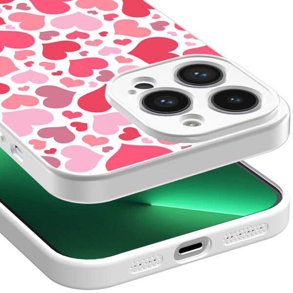 iPhone 13 Pro telefoonhoesje met hartjes opdruk wit (3)