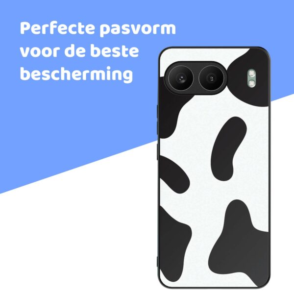 koeienvlekken opdruk_OnePlus Nord 4 Telefoonhoesje (4)