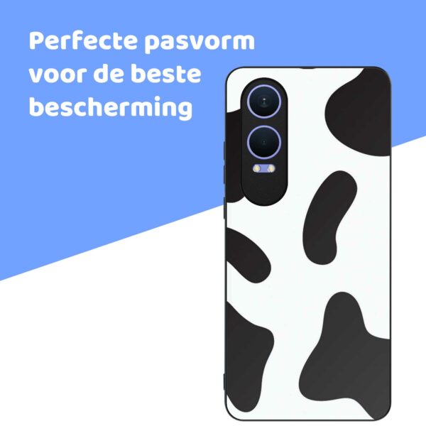 koeienvlekken opdruk_OnePlus Nord CE 4 Lite Telefoonhoesje (4)