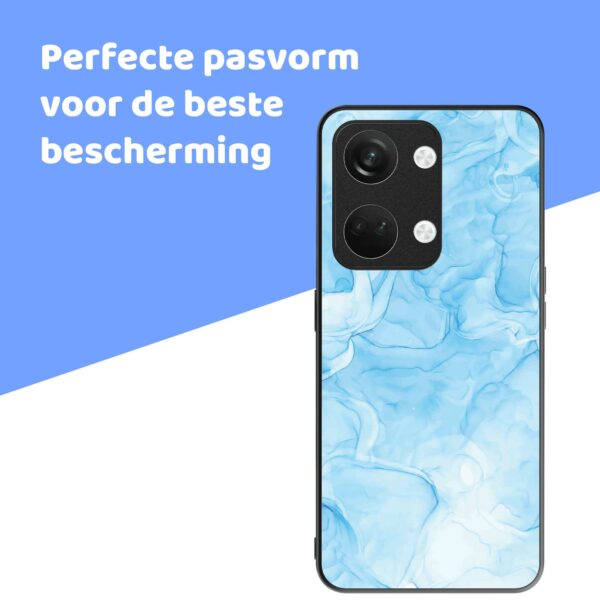 lichtblauw marmer opdruk_OnePlus Nord 3 Telefoonhoesje (4)