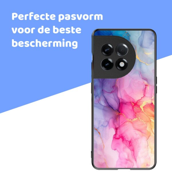 regenboog marmer opdruk_OnePlus 11R Telefoonhoesje (4)