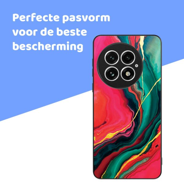 rood groen marmer opdruk_OnePlus 13 Telefoonhoesje (4)