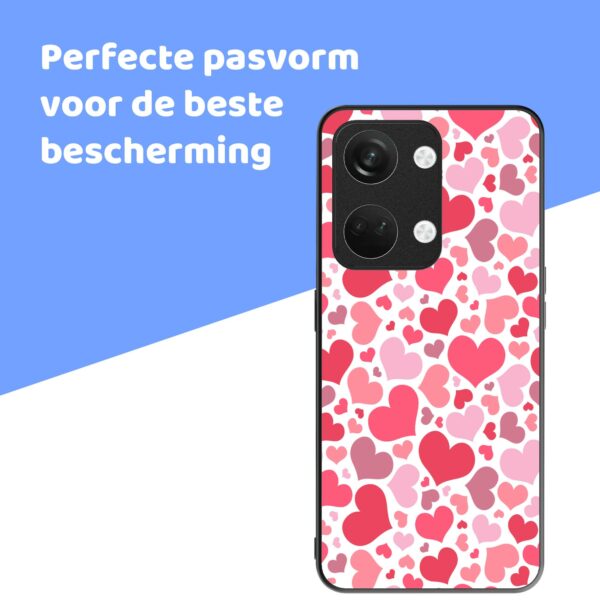 roze en rode hartjes opdruk_OnePlus Nord 3 Telefoonhoesje (4)