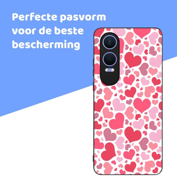 roze en rode hartjes opdruk_OnePlus Nord CE 4 Lite Telefoonhoesje (4)