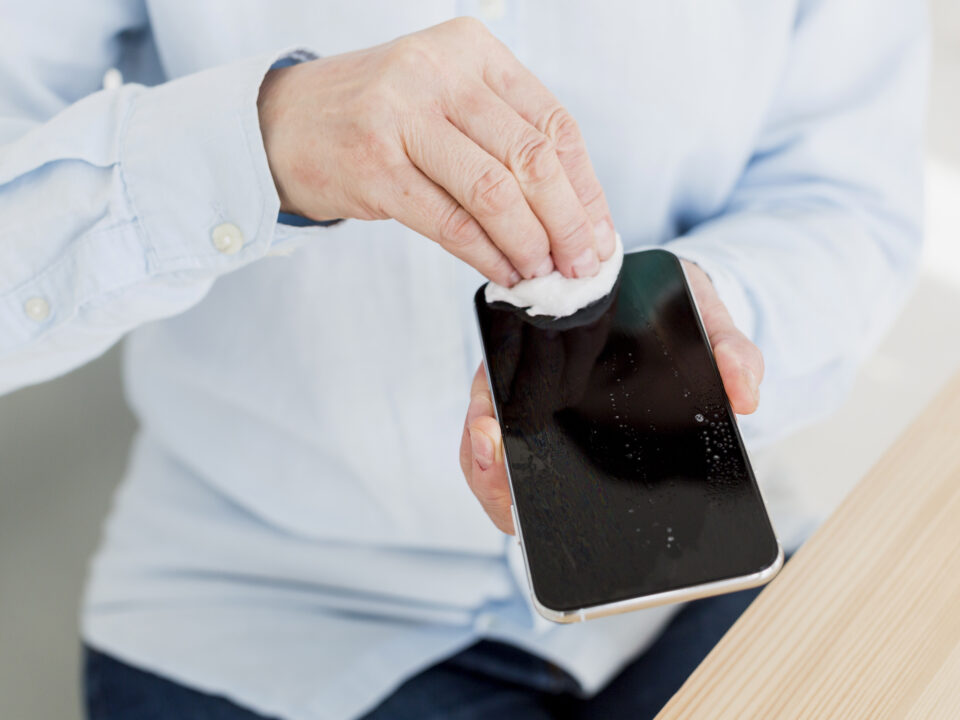 Ultieme gids om je telefoon schoon te maken